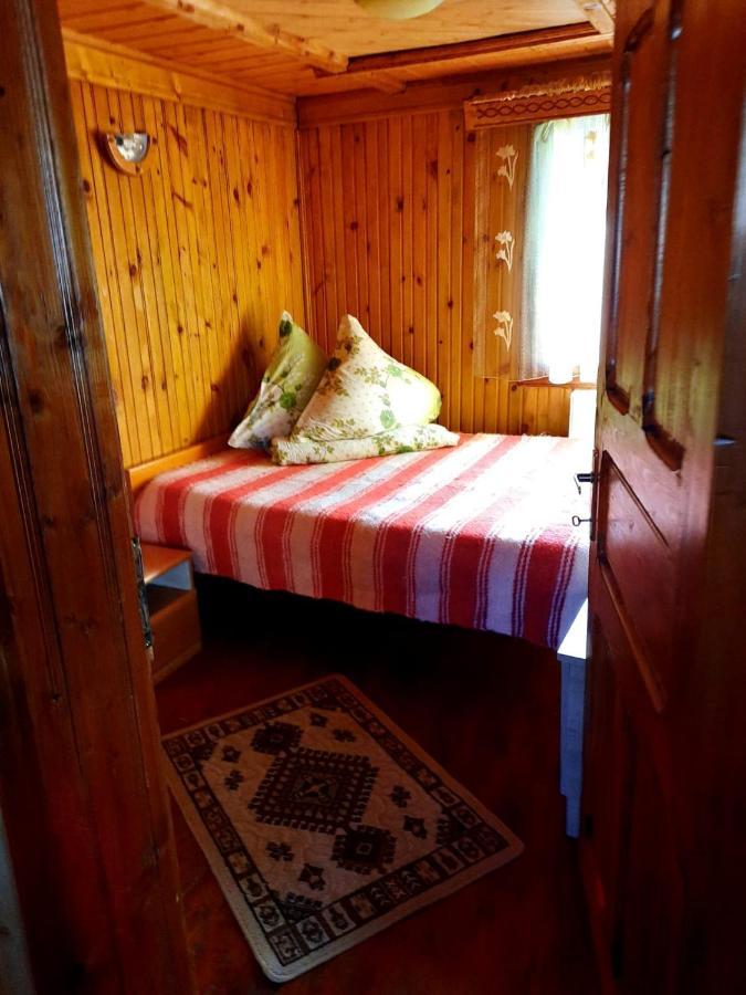 Casa Cozorici Hotel Sadova  Luaran gambar