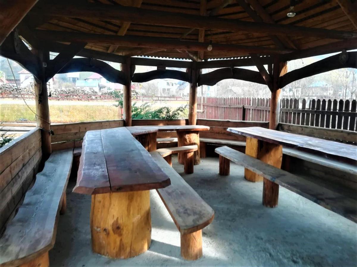 Casa Cozorici Hotel Sadova  Luaran gambar
