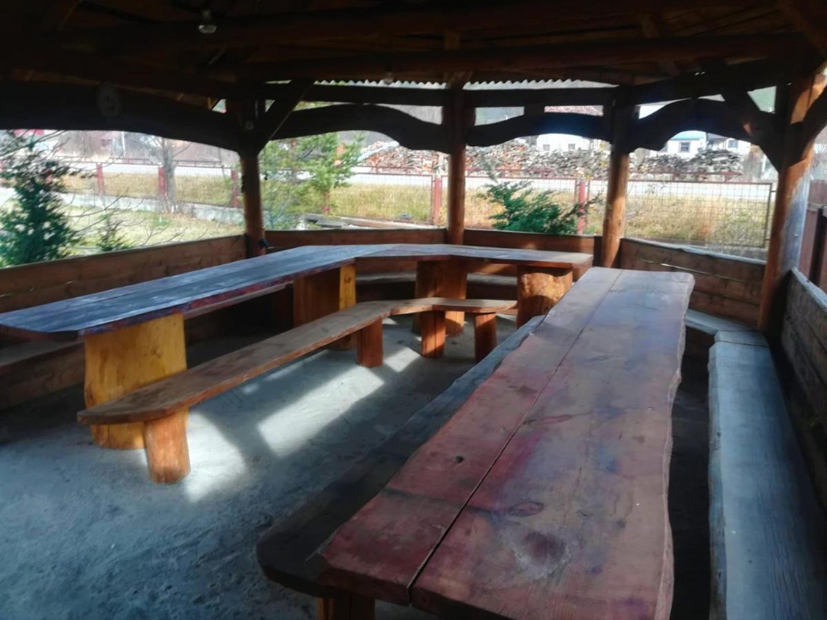 Casa Cozorici Hotel Sadova  Luaran gambar