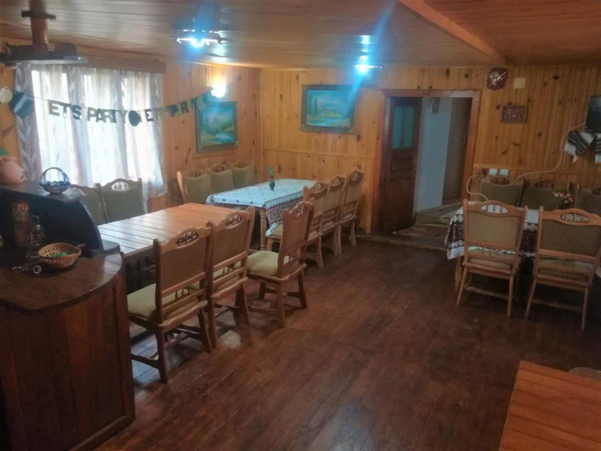 Casa Cozorici Hotel Sadova  Luaran gambar