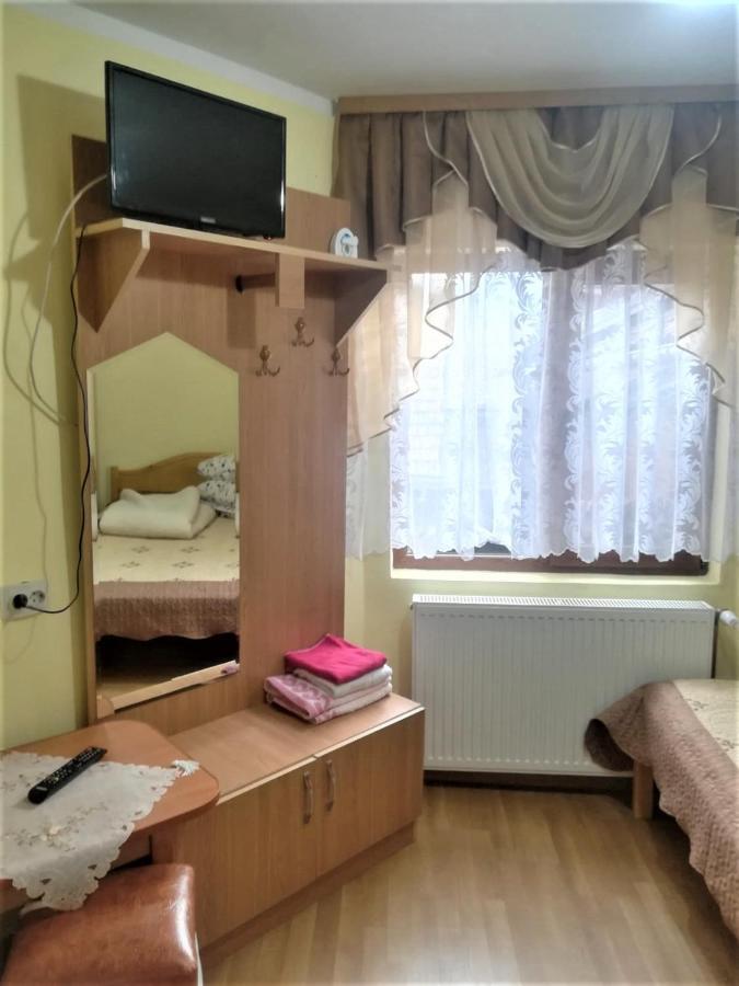 Casa Cozorici Hotel Sadova  Luaran gambar